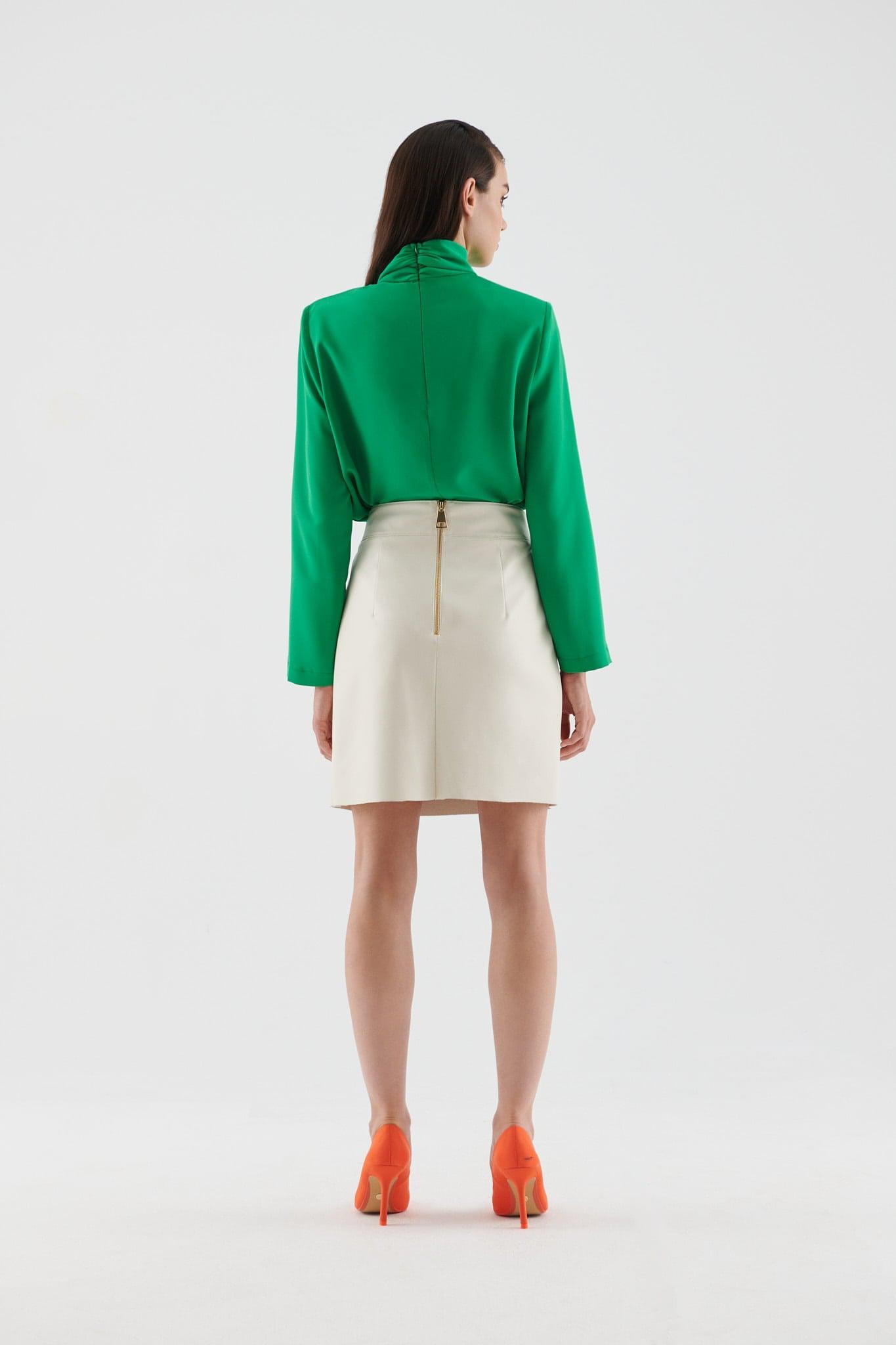 Buckled Cream Mini Skirt --[WHITE]