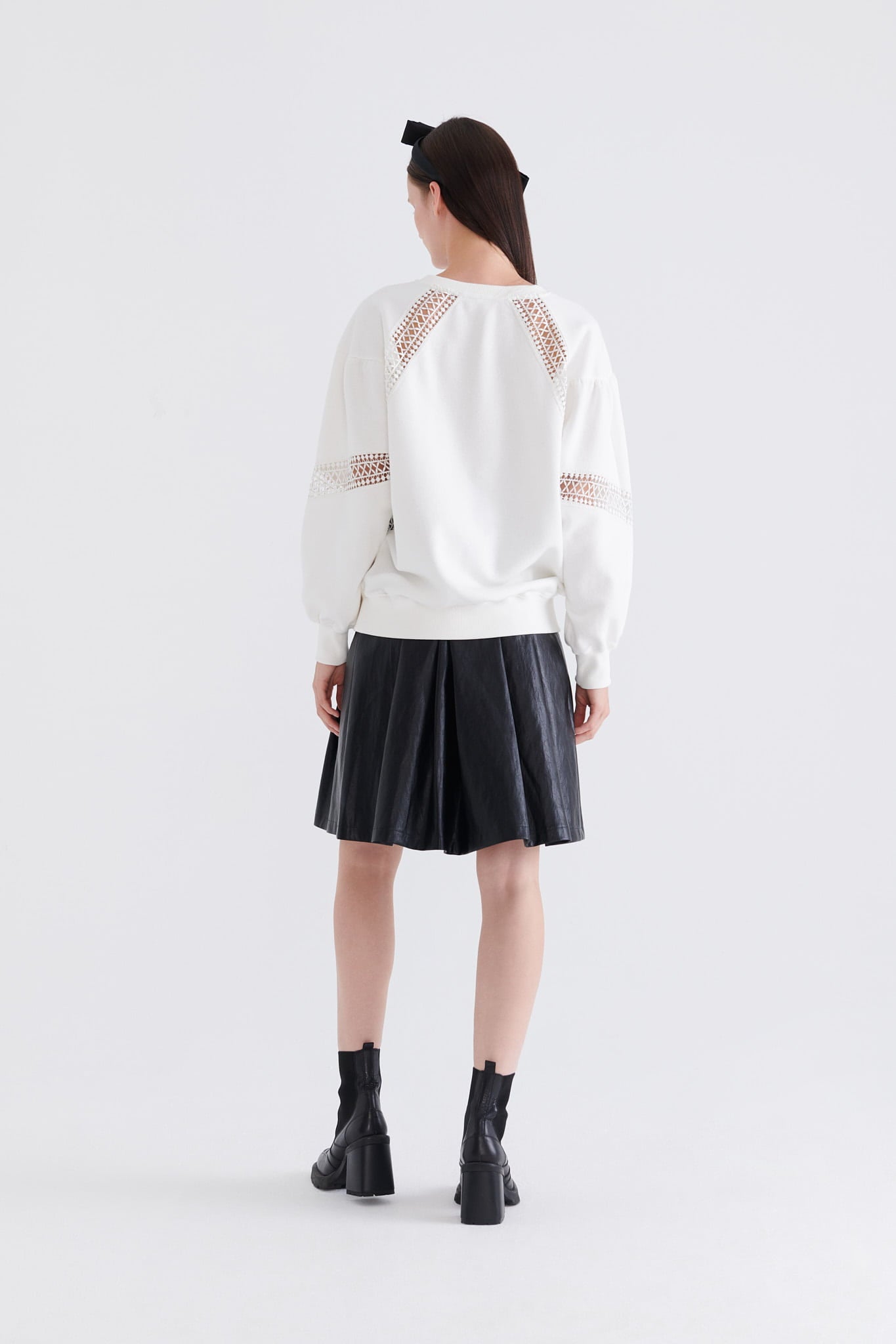 Lace Detailed Cream Women's Sweatshirt --[ECRU]