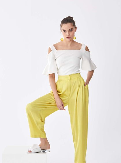 ROMAN USA-Yellow Pleat Cocoon Pant-- [YELLOW]